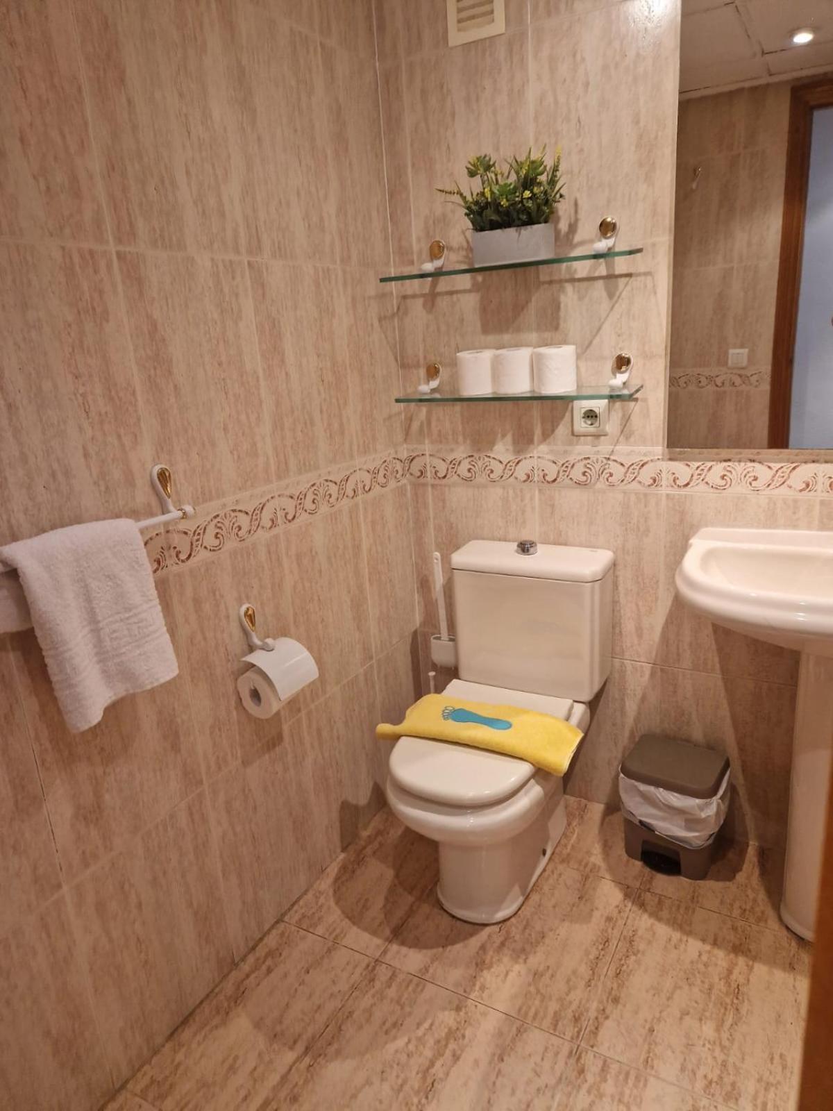 Apartamento Primera Linea De Playa Patacona バレンシア エクステリア 写真